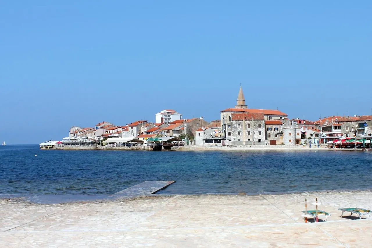 Apartments With A Parking Space Umag - 7063
